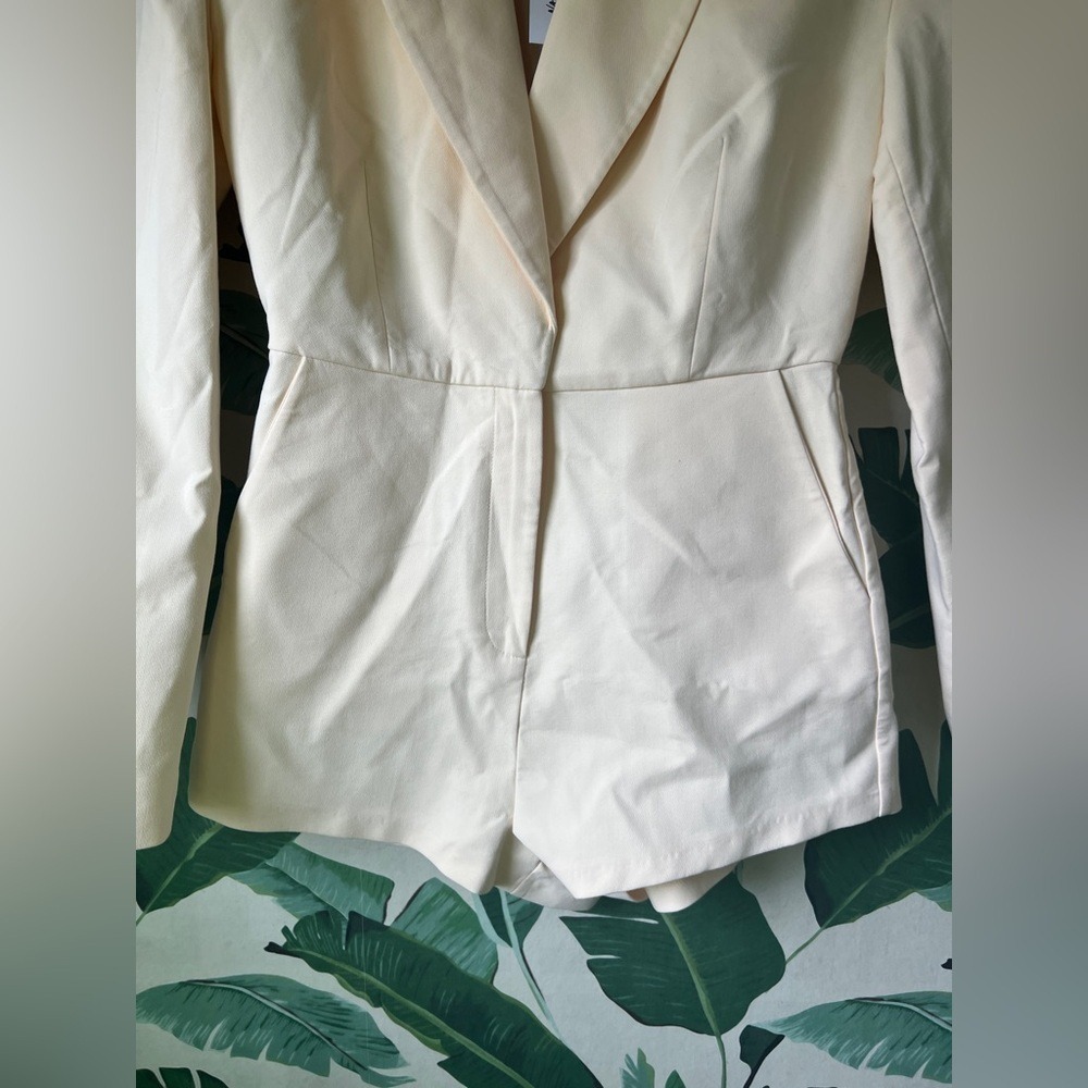 Nasty Gal Blazer Romper Women 6 Yellow NWT - Picture 4 of 9